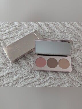 NWT Girlactik Blush Me & Glow Face Palette